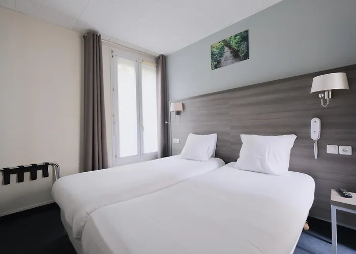 Hotel Lilas Gambetta Parigi
